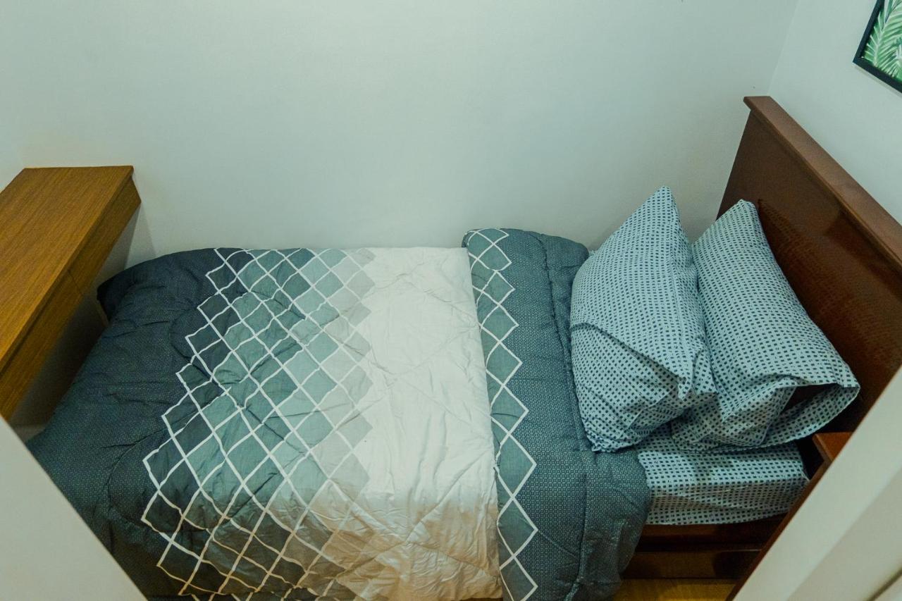 Yong'S Place At Isabelle De Valenzuela マニラ市 エクステリア 写真